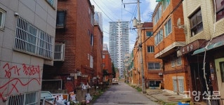 하나둘 떠나간 능곡 골목에 남은, 반세기 평범한 삶의 기억들