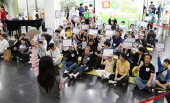 덕양행신종합사회복지관  마을축제 마을놀이터 열어