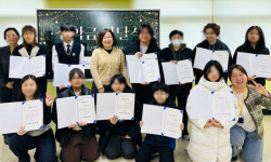 장학금에서 소원통장까지  문촌7복지관 연말 후원사업 눈길