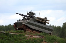 러시아 무인 탱크 우란-9, 성능은 글쎄~~