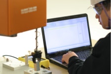 산업용 교육 로봇을 선도하는 디엠비에이치