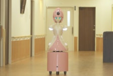 일본 티엠작크, 케어 로봇 소완 개발