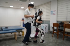 착용형 보행보조 로봇, 공공 혁신조달 제품에 신규 지정