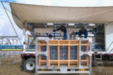 차지 로보틱스, 태양광 발전소 조립 및 설치 시스템 개발