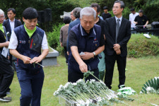 양대 노총 하나 된 힘으로 노동탄압 막아 내자