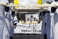 고 한광호 유성기업지회 조합원 1년 만에 영면