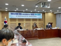 [임신 중 여성만?] 태아산재, 아버지 영향도 인정돼야