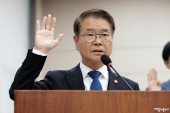 [중대재해·근로시간 비판에] '문재인 정부 탓' 돌린 이정식 장관