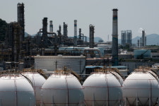석유화학산업 불황 여수에 45억원 지원
