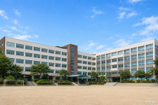 [반대도, 찬성도 공정] 공립 중·고교 호봉제 직원 공무원 전환 논란