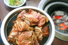 2TV 생생정보 포천 택시맛객이 선택한 이동갈비집 눈길