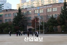 영어절대평가부터 연기까지 이례적 2018 수능, 순조롭게 마무리