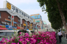 창진기계공구 | [사진으로 보는 산업뉴스] 구로기계공구상가 인력난 해소 위해 중장년 전문가 투입