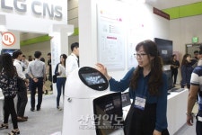 [2018 사물인터넷 국제전시회] LG CNS, 로봇 관련 기술 오롯이 담긴 ‘오롯’ 플랫폼으로 로봇 지휘나서