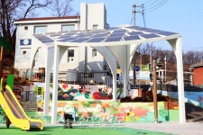 [사진으로 보는 산업뉴스] 옥상·방음벽 태양광 설치 통해 공동전기료 ‘제로’ 달성