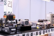 [전기전력전시회 2022] 밀어내는 공법으로 케이블 포설 안전하게