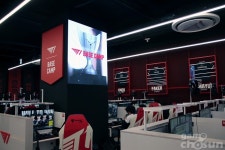 T1 베이스 캠프 개장! 굿즈샵, 아레나 경기장 포함해 종합 커뮤니티 장소 만든다