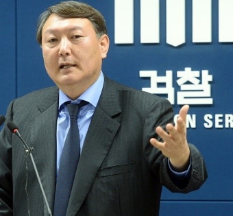 '국정원 댓글수사' 윤석렬 검사, 진실 폭로 영상 재주목