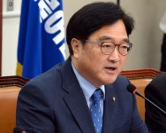 정우택 만난 고영주…우원식 공영방송 장악 시절 습관 남았나