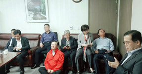 감금된 채이배, 한국당 의원들 경찰 신고 