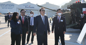 尹 화물연대 파업 엄중 대응…野 경제무능, 노동자 겁박뿐