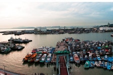 주말여행은 맛있는 녀석들이 먹방을 펼친 연안부두에서