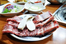 명성산엔 억새 물결, 산 아래엔 이동갈비 맛집