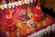 007 스펙터 오프닝 장식한, 멕시코 죽은 자들의 날 축제