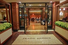 북경가면 오리구이 먹고, 홍콩가면 거지닭 깨고