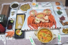강릉 맛집으로 대게 먹GO! 도깨비가 반한 강릉 여행지도 찍GO!