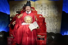 휴가철 서울 가볼만한 곳, 전 세계 셀러브리티와 함께 그레뱅 뮤지엄