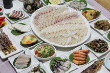 광복절, 여수 이순신대교에서 애국정신 기리고 맛집에서 여름을 쫓다