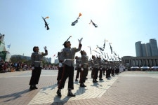 가을 풍경 즐기기 좋은 지하철 투어와 사당역 맛집