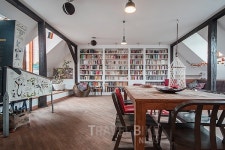 여행과 독서를 동시에 가을 힐링 도울 숙소는?