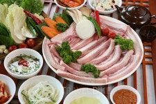크리스마스 데이트 추천 ①제주도 삼겹살, 돔베고기