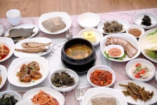 부여로 시간여행 떠나요! 크리스마스와 궁합 맞는 맛집은