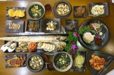봄여행으로 방문하는 제주도 성산일출봉과 중문 서귀포 맛집
