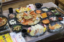 영덕 대게 축제, 즐겨볼 만한 여행지와 맛집은 어디?