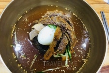 역사를 따라 걷는 진주 여행 맛집도 가볼까?