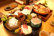 세계인이 방문하는 강남 봄나들이 갈만한 곳과 서초구 맛집