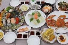 봄나들이 맛집 탐방, 인천 소래포구 가성비 높은 횟집 많아