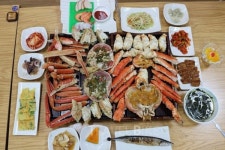 이맘때 제격인 동해안 석호 여행, 바다내음 물씬 속초 대게맛집