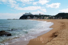 8월 여름 더위도 피해가는 강릉 해변, 가볼만한 주문진 맛집은?