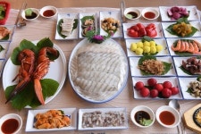 테마로 즐기는 남도 대표여행지 여수 무등산횟집 맛집투어도