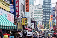 정이 흐르는 청계천…재래시장은 살아있다