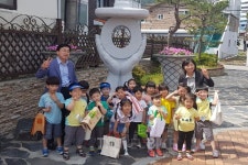 정읍시 초산동 효비 산교육의 현장, 어린이들 견학 줄이어