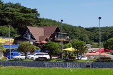 백년가게를 아시나요? 충남 태안 안면도 맛집의 아이콘 딴뚝통나무집식당