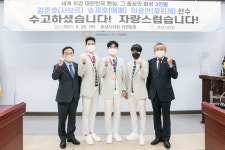 화성시의회, 화성시청 소속 ‘도쿄올림픽 출전 펜싱 선수단’ 귀국 환영 및 축하 보고회 가져