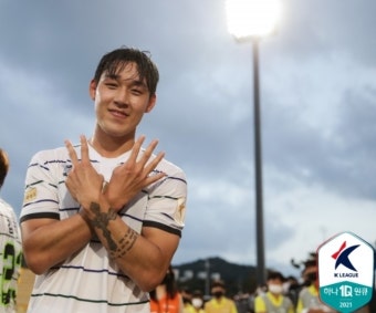 '송민규 결승골' 전북 현대, 광주FC에 2-1 승리