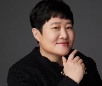 '수십억 횡령 혐의' 이선희 소속사 대표, 구속 면해... 
